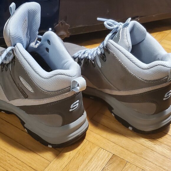 Sketchers Hiking Boots - Picture 2 of 4